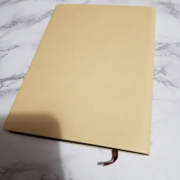 Gallant, V.E Schwab, journal from bookish box in tan color with blue foil design - Picture 8 of 8